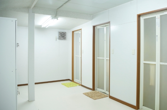 シャワー設備